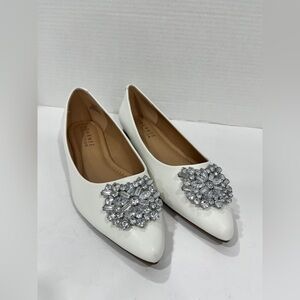 Journee Collection Womens Renzo‎ Pointed Toe Ballet Flats. 10M. Ivory